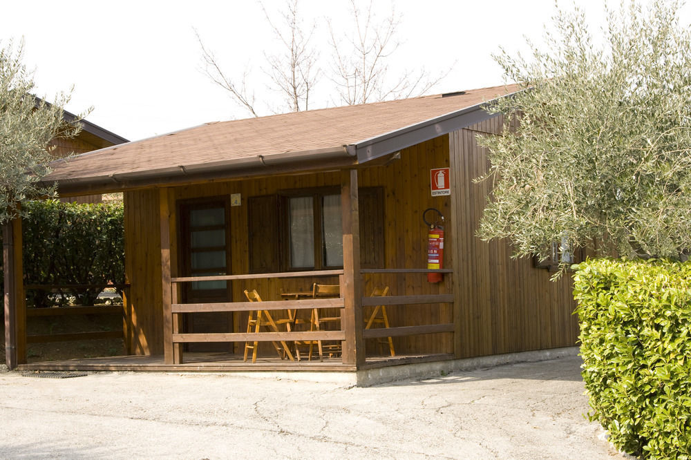 Lodge Holidays - Glamping San Marino Exterior photo